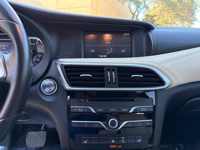 Used 2019 INFINITI QX30 FWD image 25