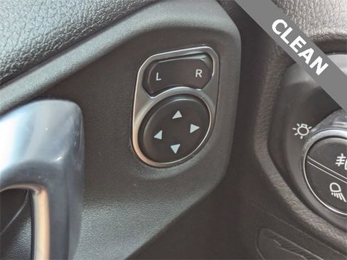 Used 2024 Jeep Gladiator Sport image 25