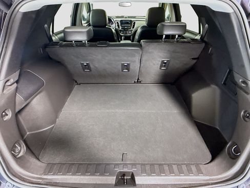 Used 2018 Chevrolet Equinox Premier FWD image 35
