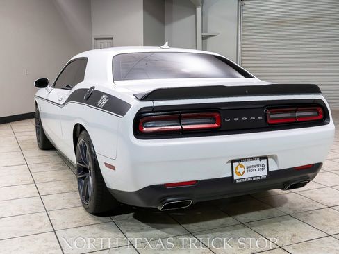 Used 2019 Dodge Challenger R/T Scat Pack image 15