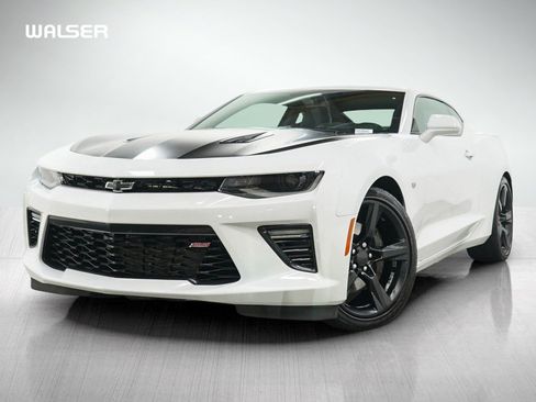 Used 2017 Chevrolet Camaro SS RWD image 1