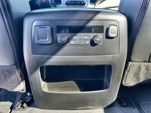 Certified 2020 GMC Yukon SLT image 21