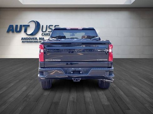 Used 2019 Chevrolet Silverado 1500 Custom w/ Custom Convenience Package AWD/4WD image 5