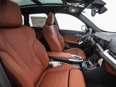 New 2026 BMW X1 xDrive28i w/ Convenience Package image 32