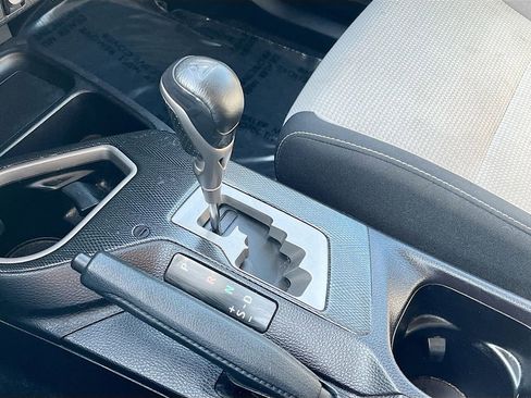 Used 2018 Toyota RAV4 Adventure AWD/4WD image 17
