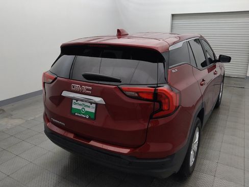 Used 2021 GMC Terrain SLE FWD image 7