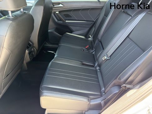 Used 2022 Volkswagen Tiguan SE R-Line AWD/4WD image 24