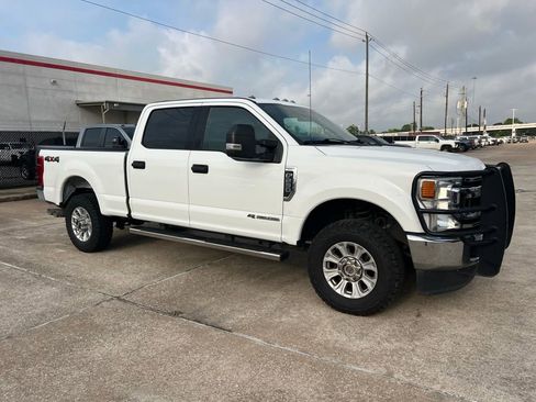 Used 2020 Ford F250 XLT AWD/4WD image 4