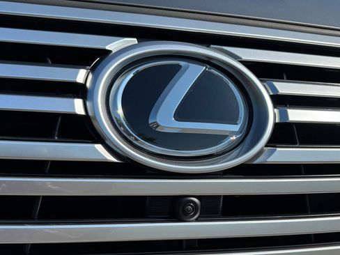 Used 2023 Lexus LX 600 4WD w/ Accessory Package (Z1) image 58