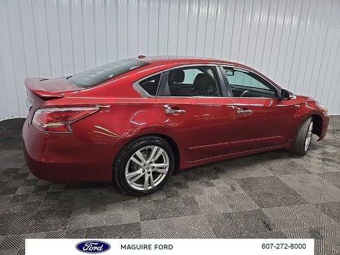 Used 2015 Nissan Altima 3.5 SL FWD image 3