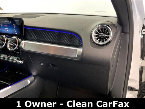 Certified 2025 Mercedes-Benz GLB 250 4MATIC image 17