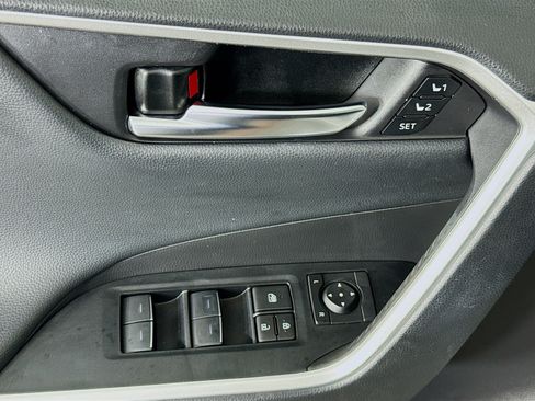 Used 2024 Toyota RAV4 Limited AWD/4WD image 22