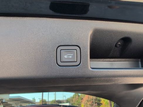 New 2026 Chevrolet Equinox EV RS image 11