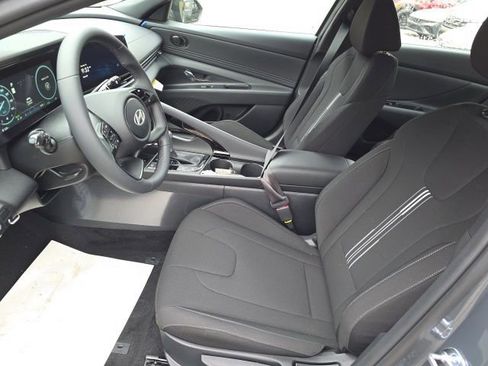 New 2026 Hyundai Elantra Sport FWD image 4