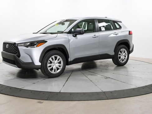 New 2025 Toyota Corolla Cross L image 13