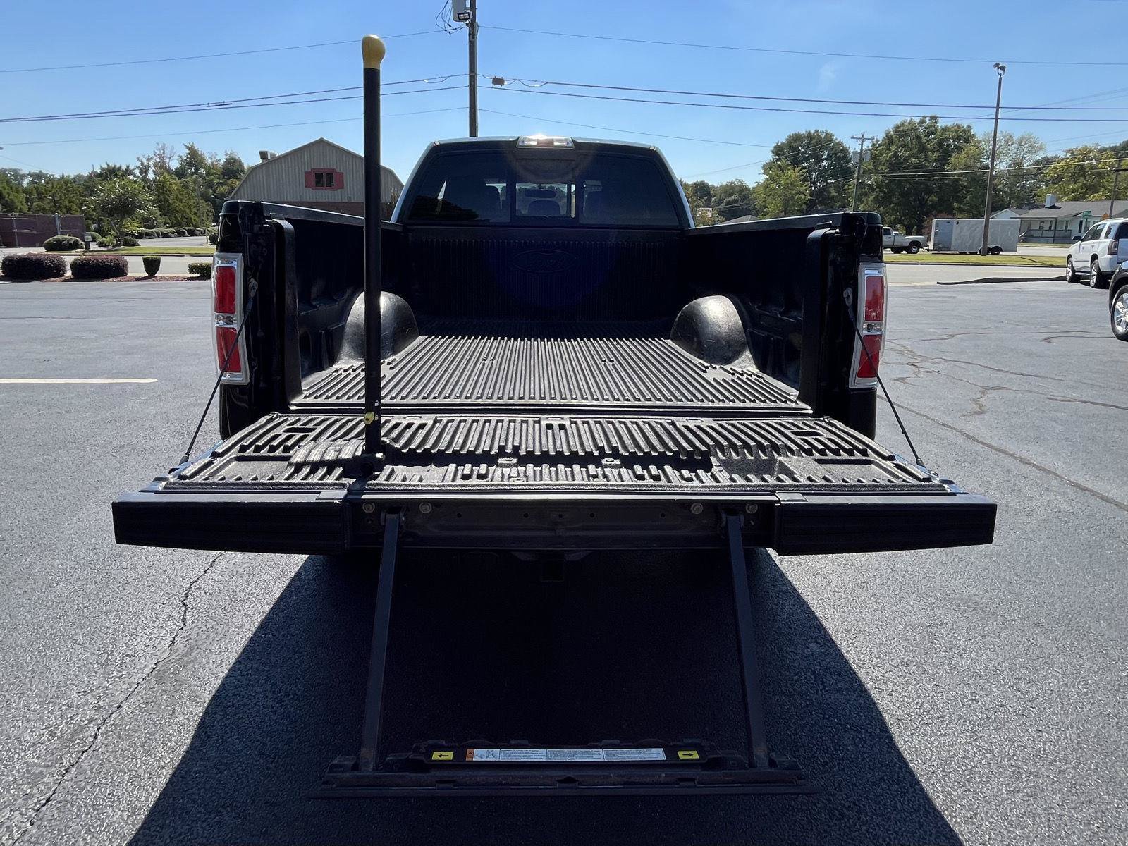 Used 2014 Ford F150 XLT w/ Equipment Group 302A Luxury AWD/4WD image 21