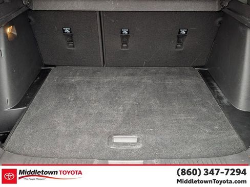 Used 2024 Chevrolet Trax RS w/ Driver Confidence Package image 32