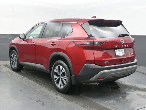 Used 2023 Nissan Rogue SV FWD image 6