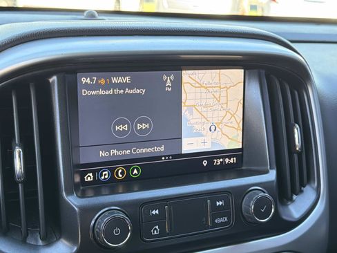 Used 2022 Chevrolet Colorado LT w/ LT Convenience Package image 14