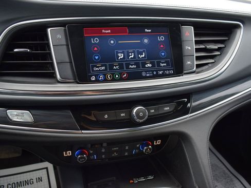 Used 2022 Buick Enclave Premium FWD image 26