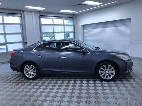 Used 2013 Chevrolet Malibu LTZ FWD image 35