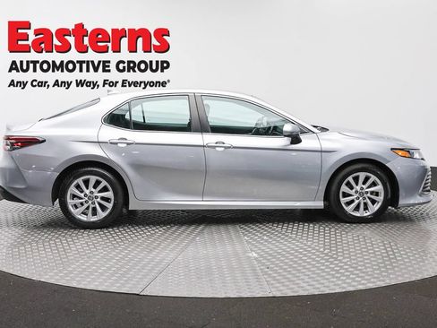 Used 2023 Toyota Camry LE FWD image 4