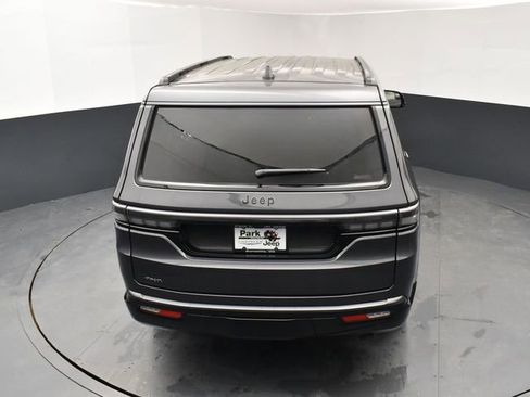 New 2026 Jeep Grand Wagoneer Limited w/ 8-Passenger Seating Package image 17
