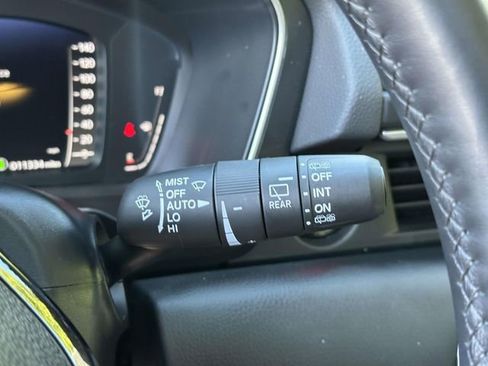 Certified 2025 Honda Pilot Elite image 24