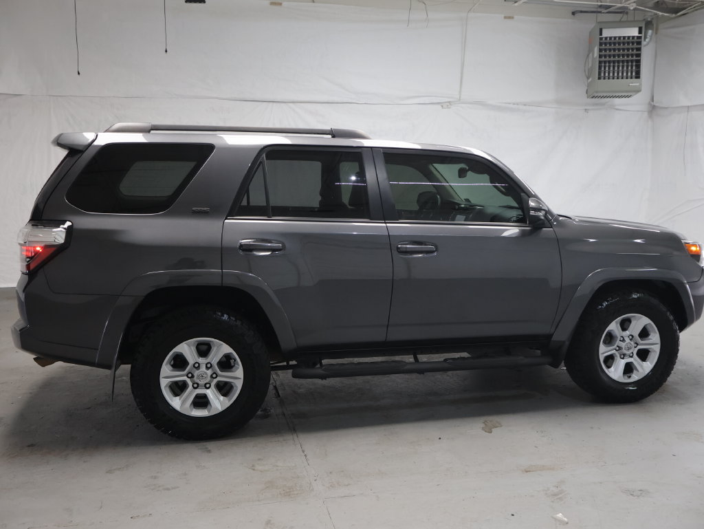 Used 2021 Toyota 4Runner SR5 Premium w/ Moonroof Package RWD image 8