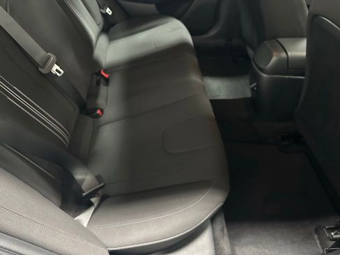 Used 2025 Hyundai Elantra Sport image 45