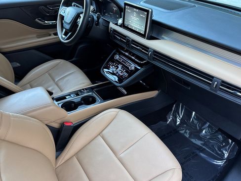 Certified 2022 Lincoln Corsair Reserve w/ Equipment Group 201A image 15