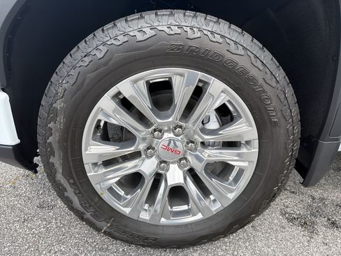 New 2026 GMC Sierra 1500 Denali w/ Technology Package AWD/4WD image 12