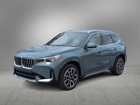 New 2026 BMW X1 xDrive28i w/ Convenience Package AWD/4WD image 4
