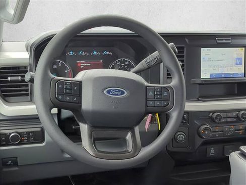 New 2026 Ford F250 XL RWD image 18