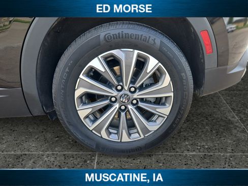 Used 2024 Buick Envision Preferred AWD/4WD image 10