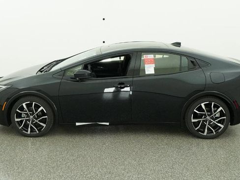 New 2026 Toyota Prius XSE image 9