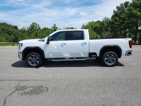New 2025 GMC Sierra 2500 SLT w/ SLT Premium Package image 2