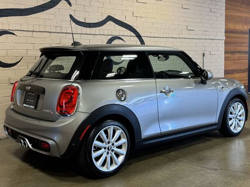 Used 2017 MINI Cooper S FWD image 5