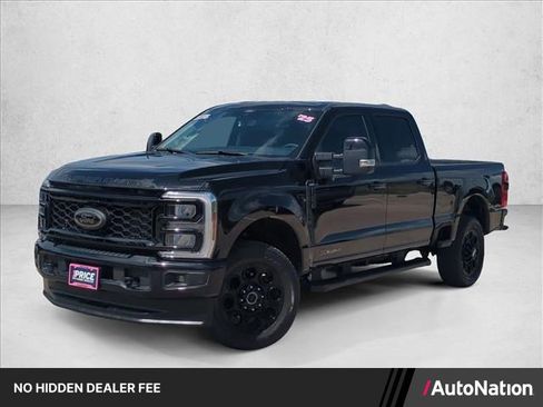 Used 2025 Ford F250 Lariat w/ Black Appearance Package AWD/4WD image 1
