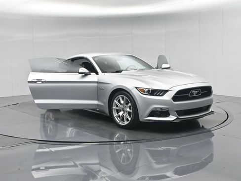 Used 2015 Ford Mustang GT Premium w/ Equipment Group 401A RWD image 33