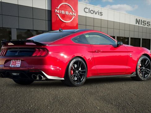 Used 2020 Ford Mustang Shelby GT500 w/ Technology Package image 3