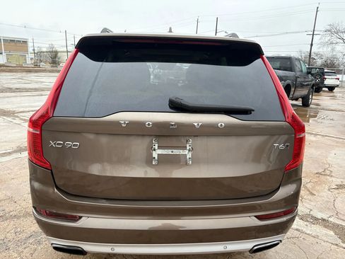 Used 2016 Volvo XC90 T6 Momentum image 7