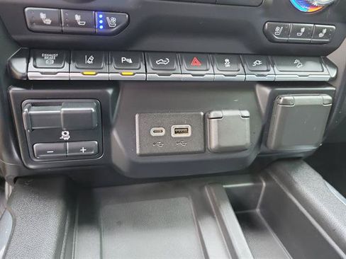 Used 2020 GMC Sierra 3500 Denali w/ Denali Ultimate Package AWD/4WD image 15