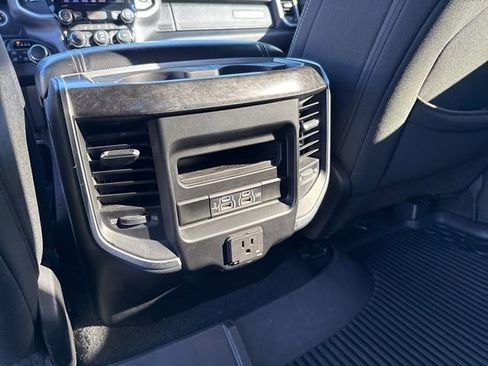 Used 2019 RAM 1500 Big Horn image 33
