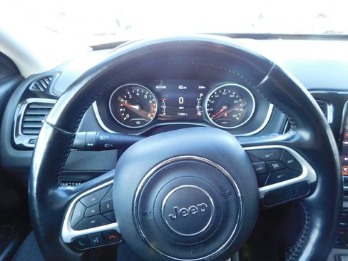 Used 2020 Jeep Compass Limited image 16