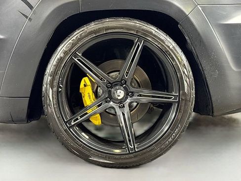 Used 2018 Jeep Grand Cherokee Trackhawk image 34