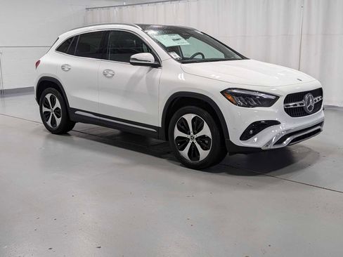 Certified 2025 Mercedes-Benz GLA 250 4MATIC image 7