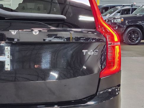 Used 2022 Volvo XC90 T6 Inscription w/ Advanced Package image 23