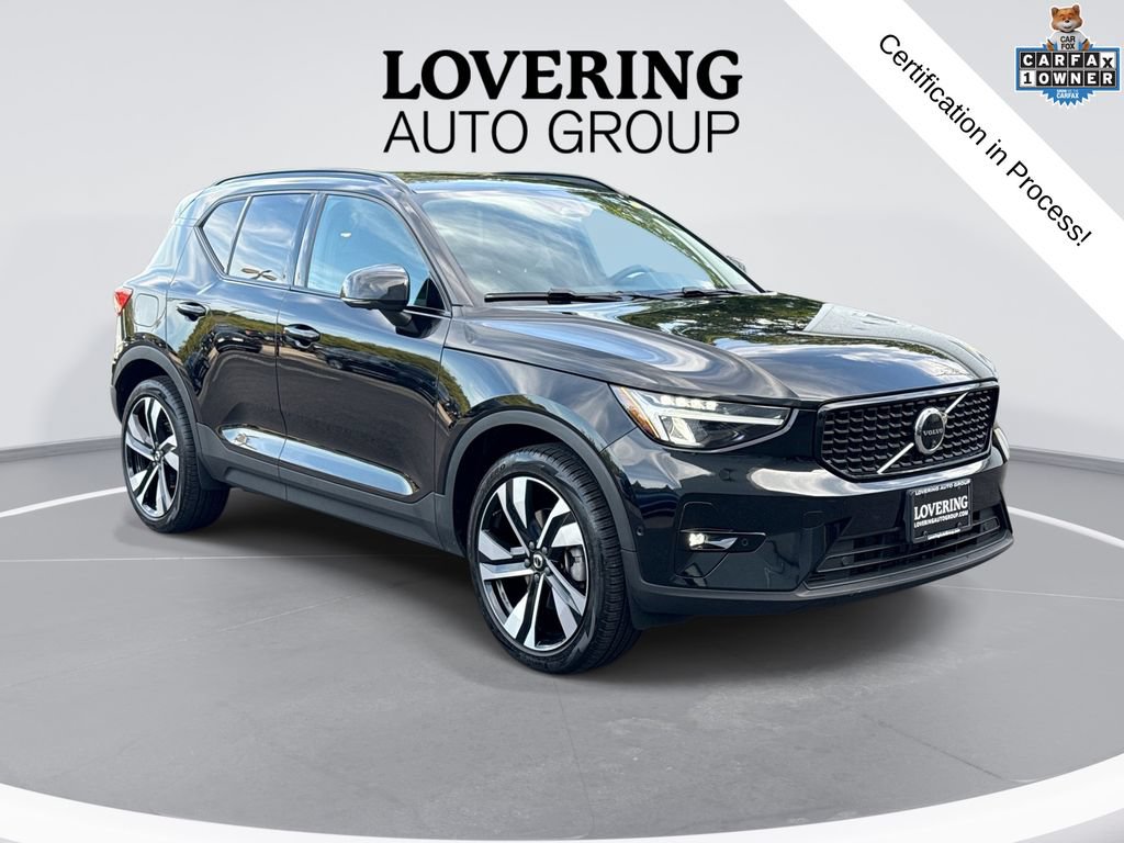 Certified 2024 Volvo XC40 B5 Plus w/ Protection Package Premier AWD/4WD image 1