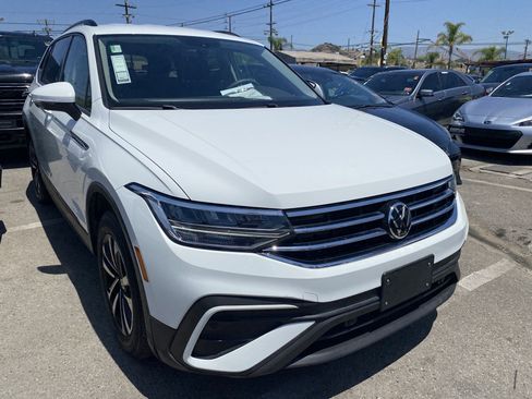 Used 2023 Volkswagen Tiguan S FWD image 7
